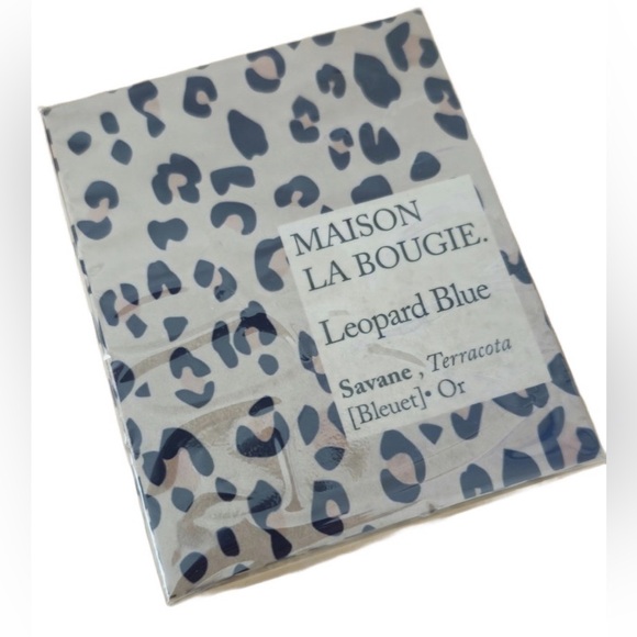 Maison La Bougie Leopard Blue Candle with Pink Accents - Picture 2 of 2